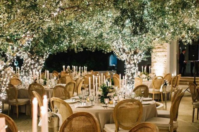 Mesmerizing party lights illuminating a wedding.